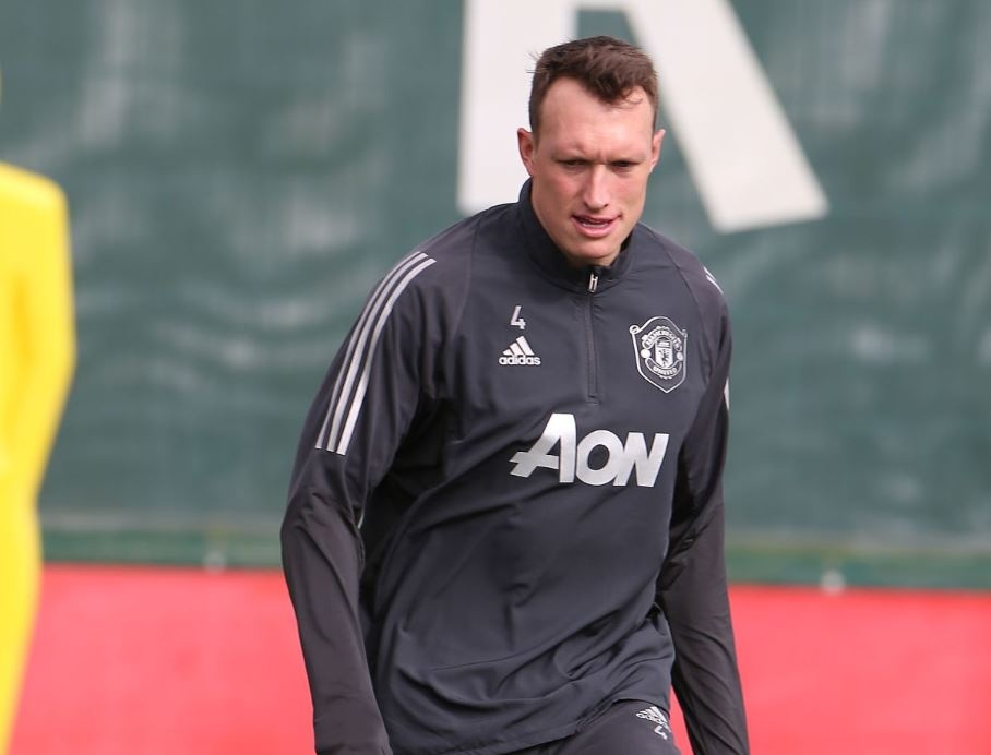 MU ban 6 cau thu anh 5