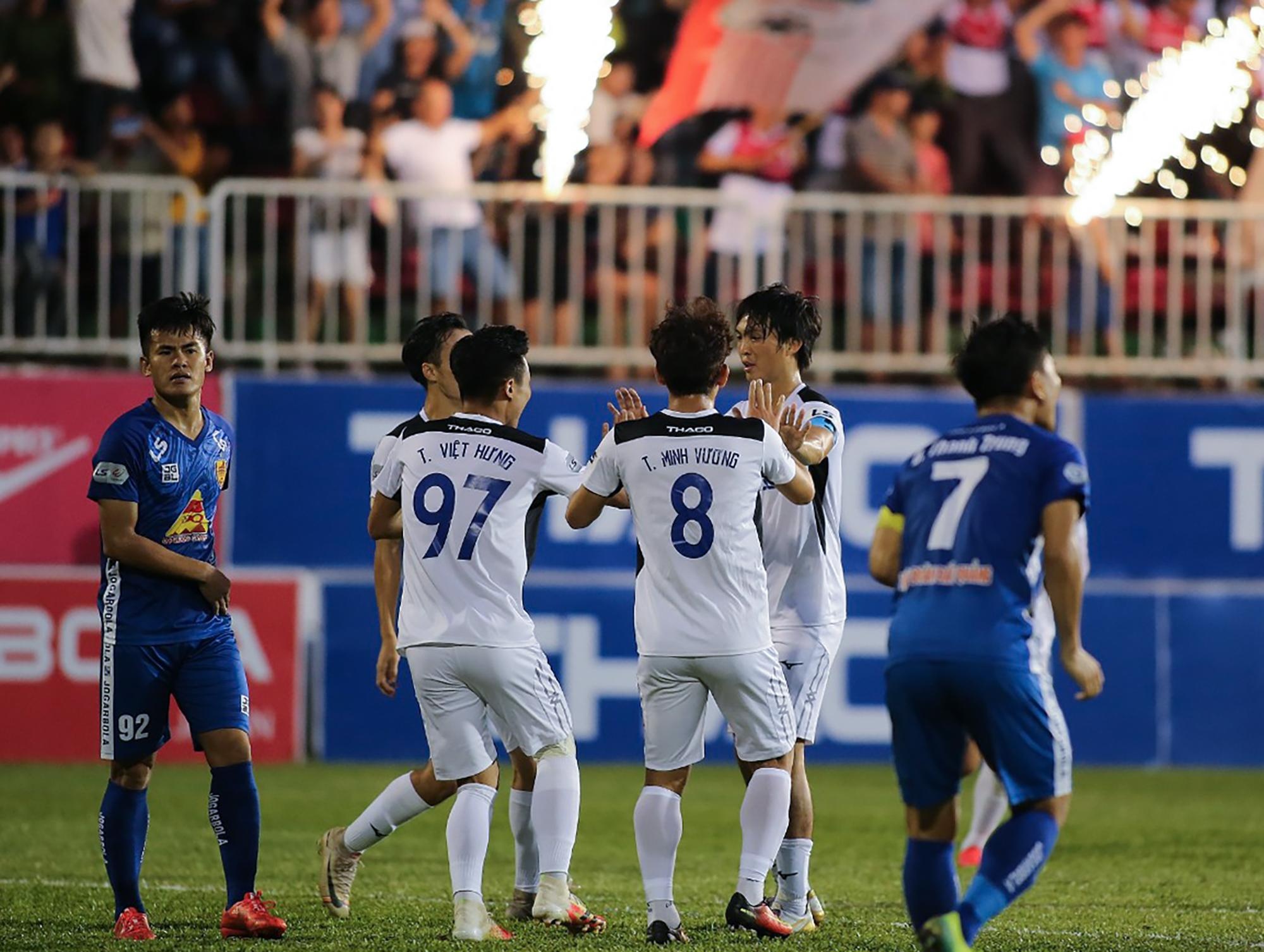 HAGL vs Quang Nam anh 2