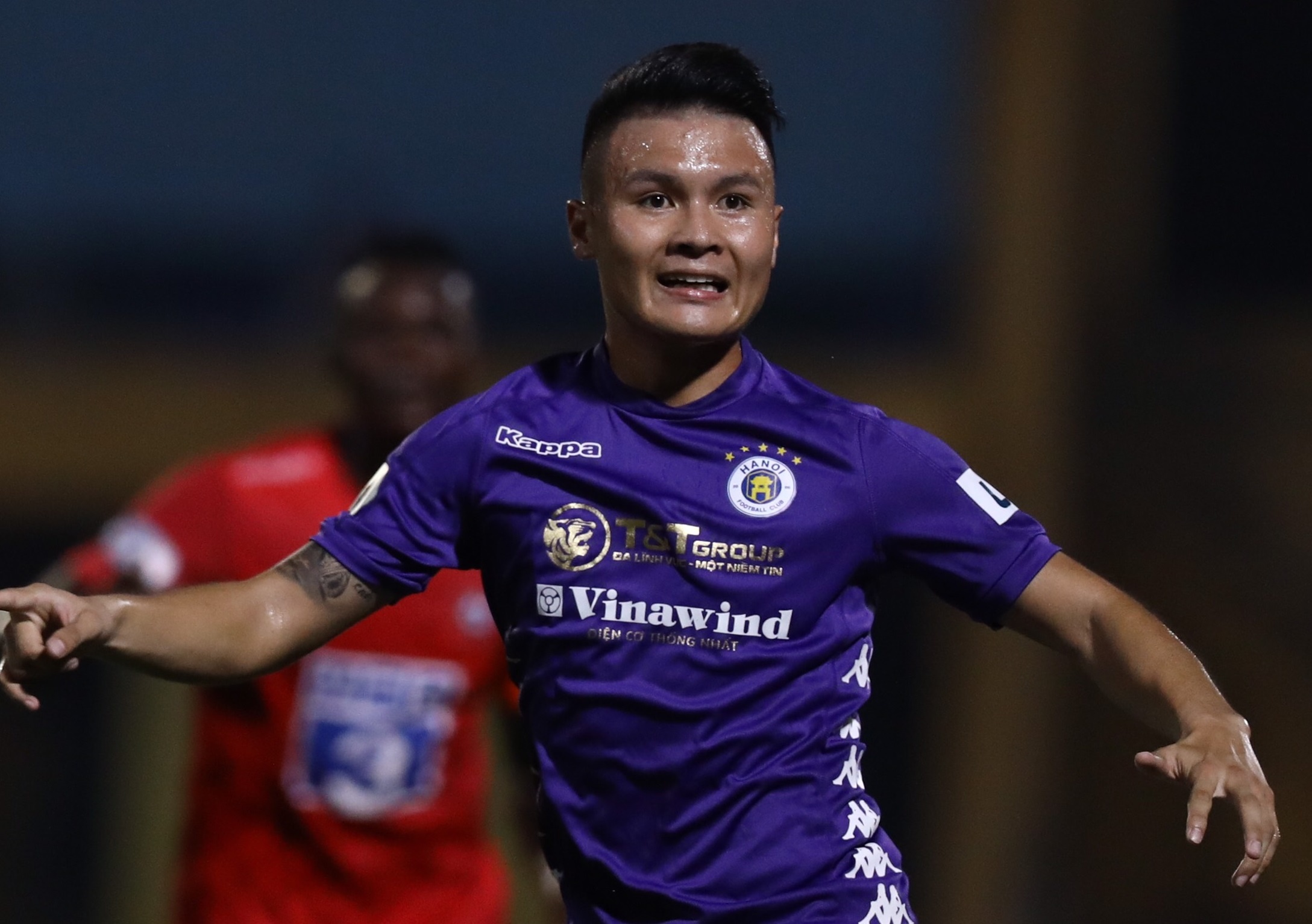 CLB Ha Noi danh bai Hai Phong trong ngay Quang Hai da chinh hinh anh