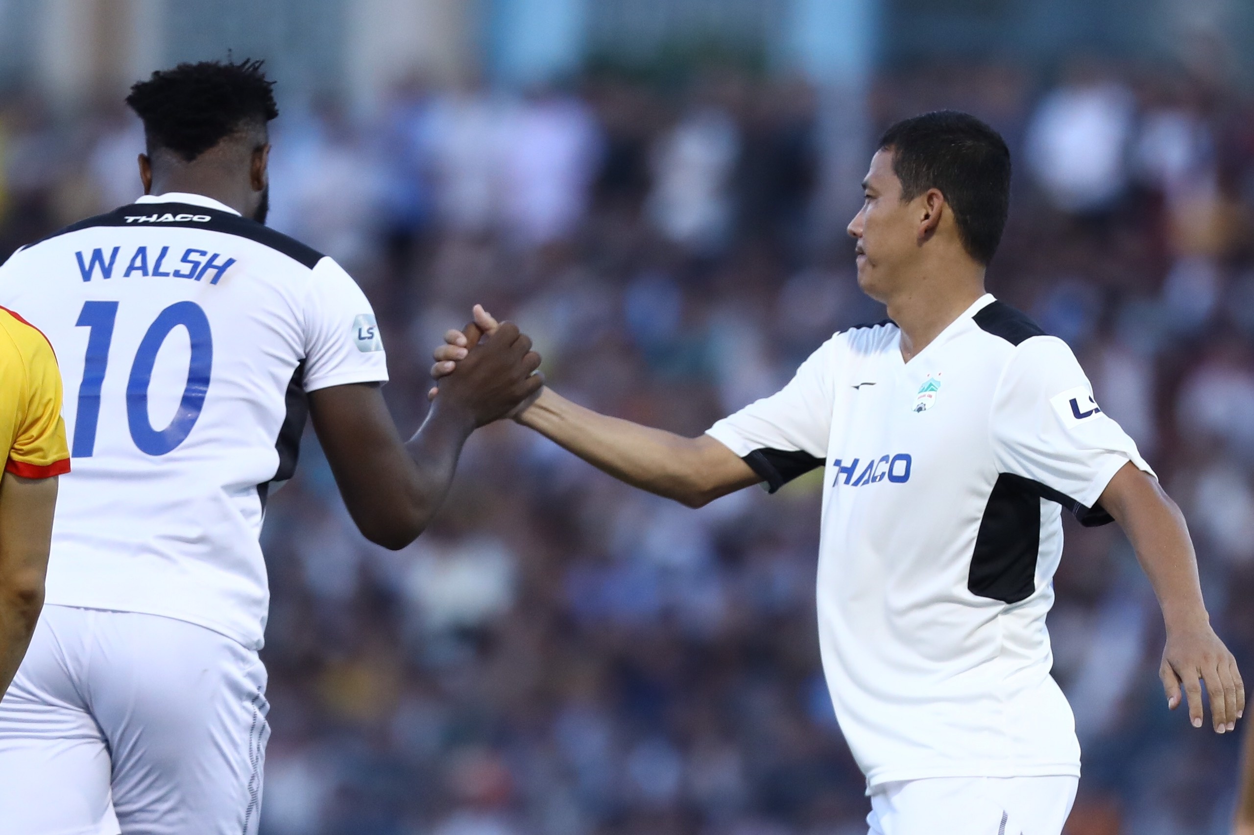 Thanh Hoa dau HAGL anh 2