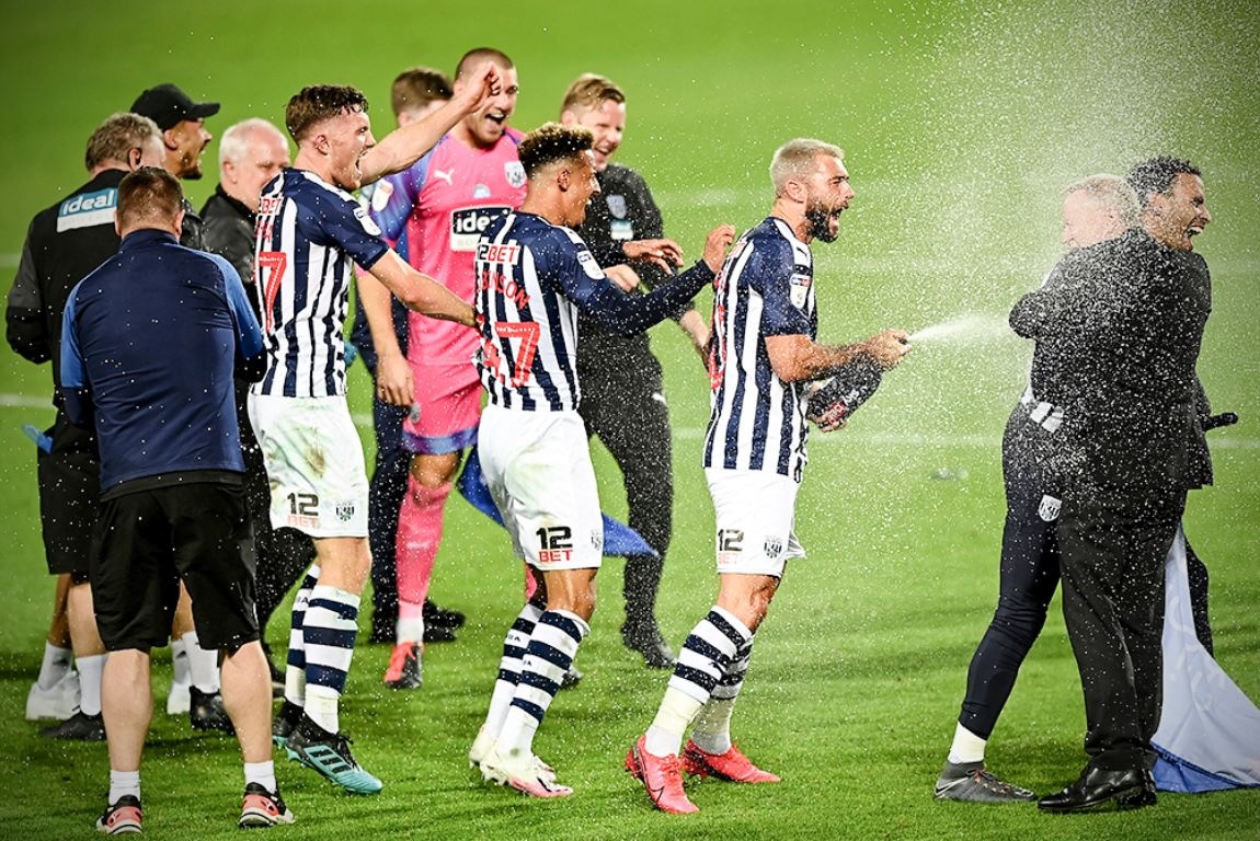 West Brom thang hang Premier League anh 1