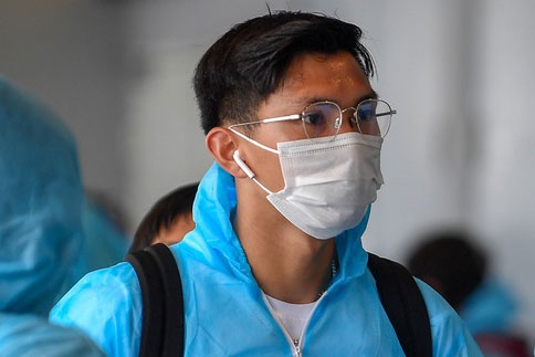 Van Hau dat chan xuong san bay Van Don hinh anh