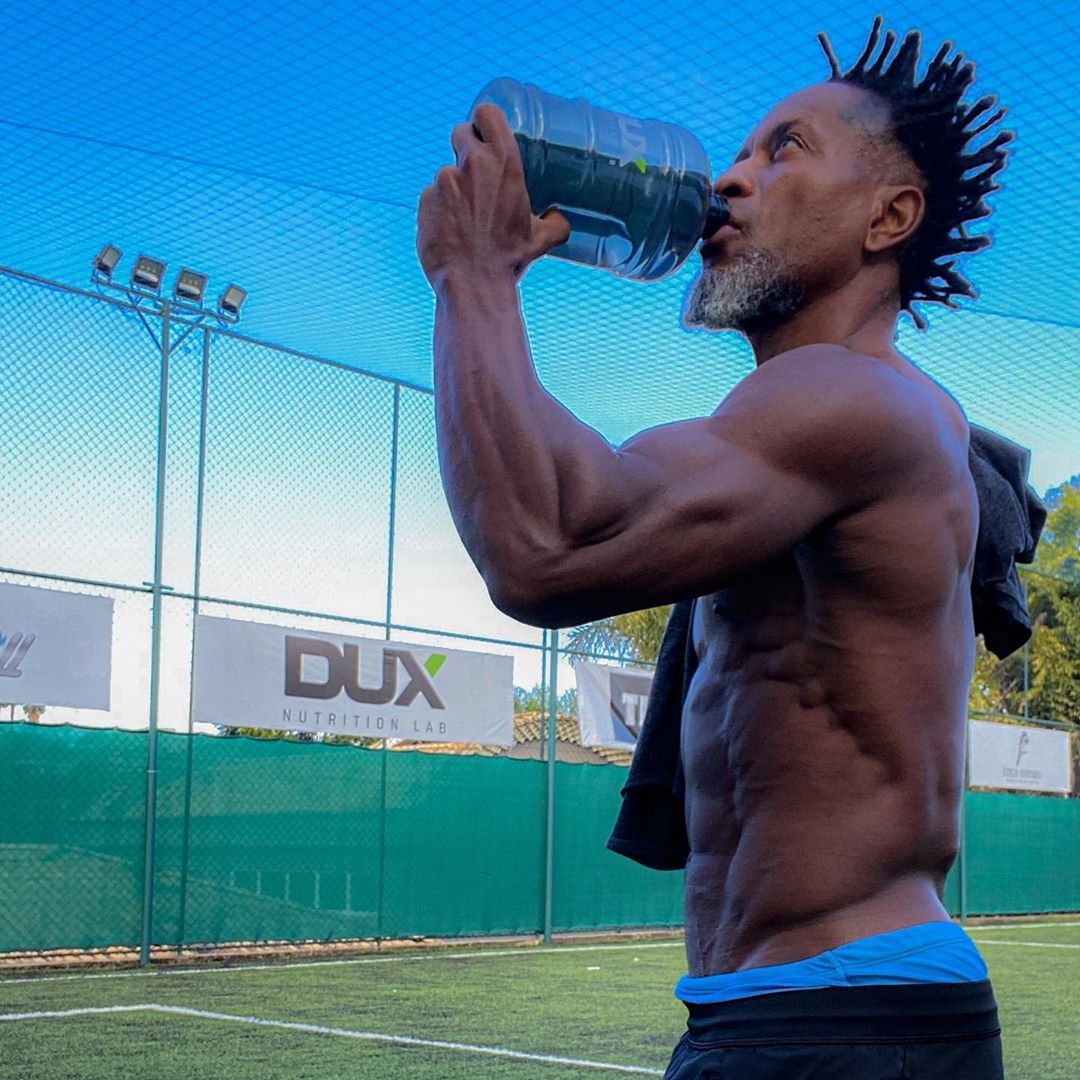 Co bap cua Ze Roberto anh 4