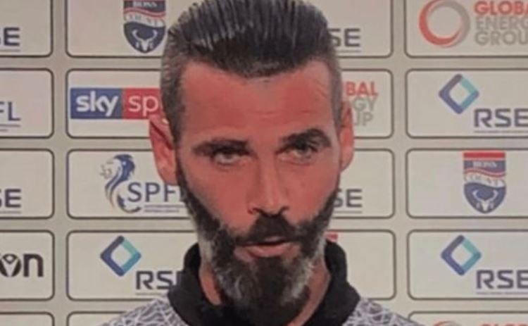 De Gea ngac nhien khi phat hien ban sao lam HLV hinh anh