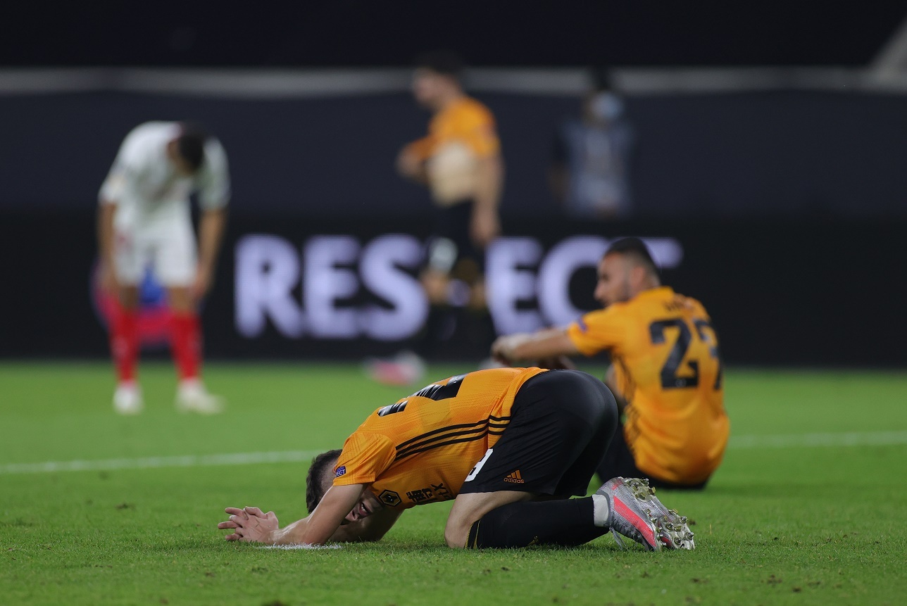Sevilla gap Wolves anh 8