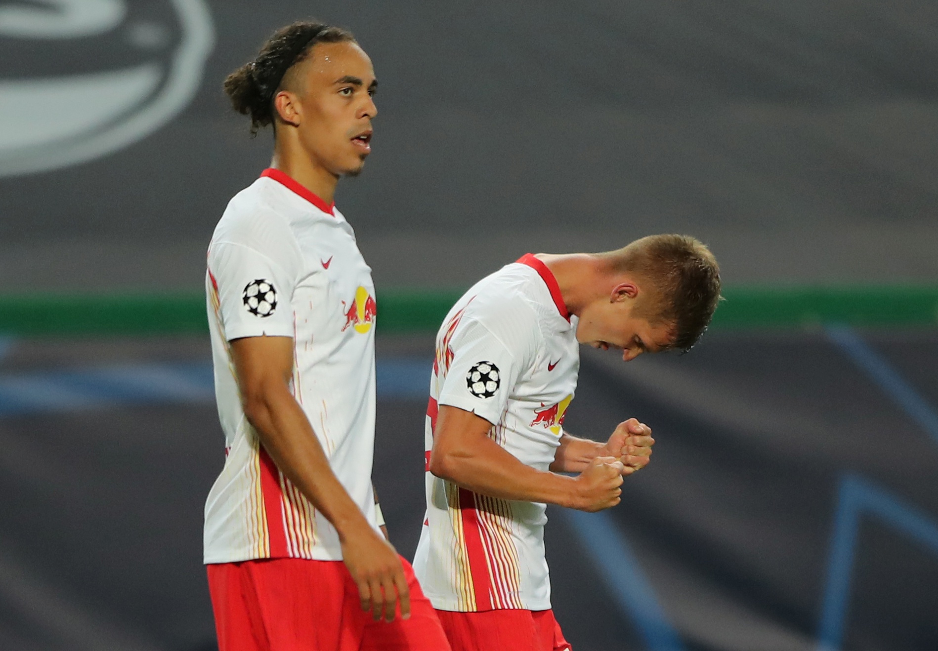 'Doi bong bi ghet nhat nuoc Duc' vo oa sau tran thang lich su hinh anh