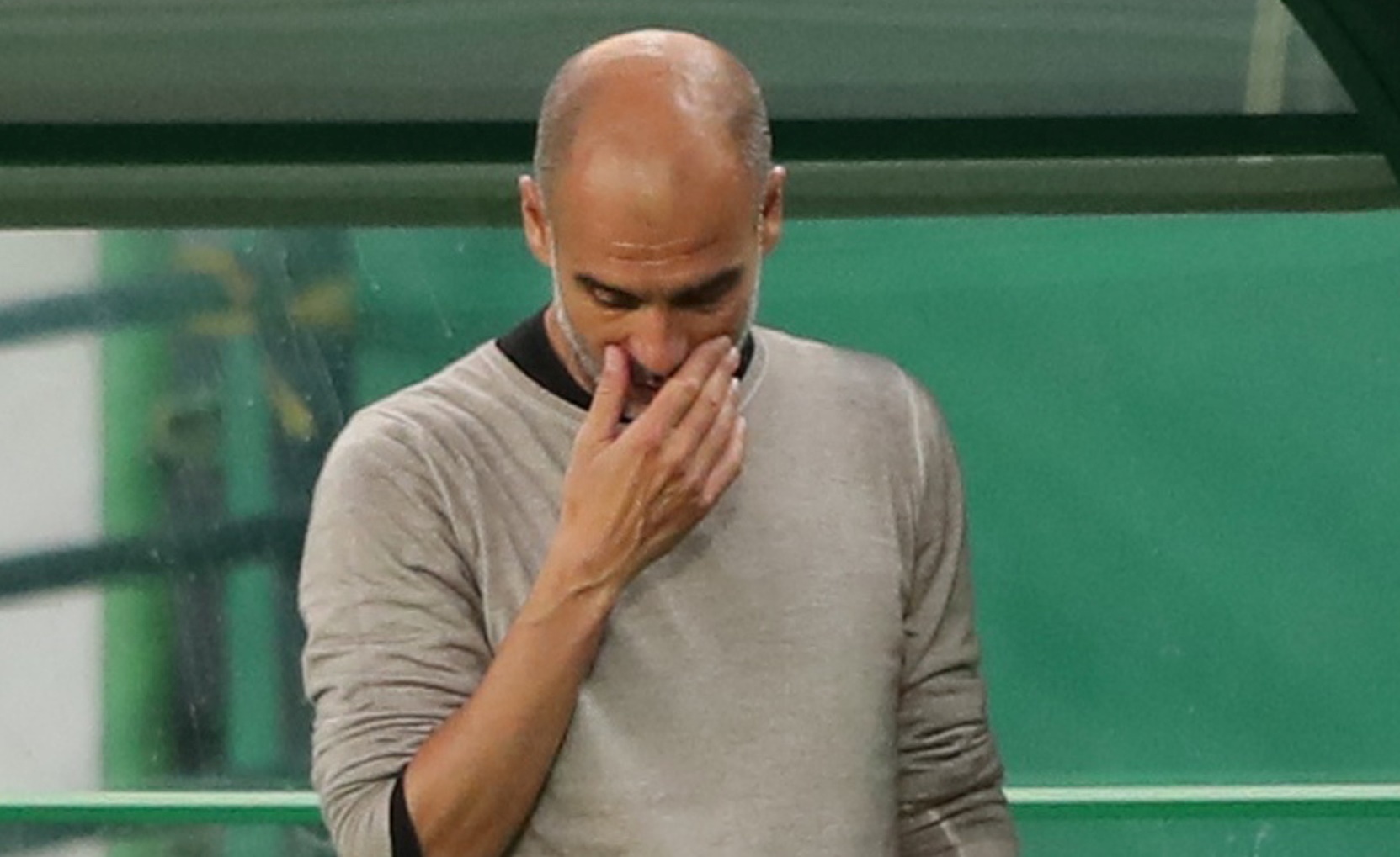 Man City 1-3 Lyon: Pep Guardiola cui dau roi Champions League hinh anh