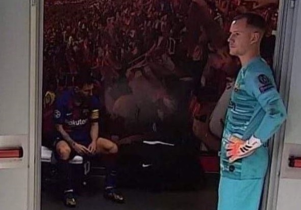 Barca thua 2-8 anh 1