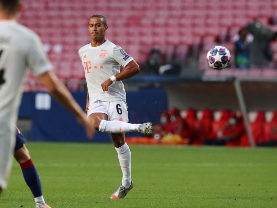 Thiago chuyen khong nhin anh 1