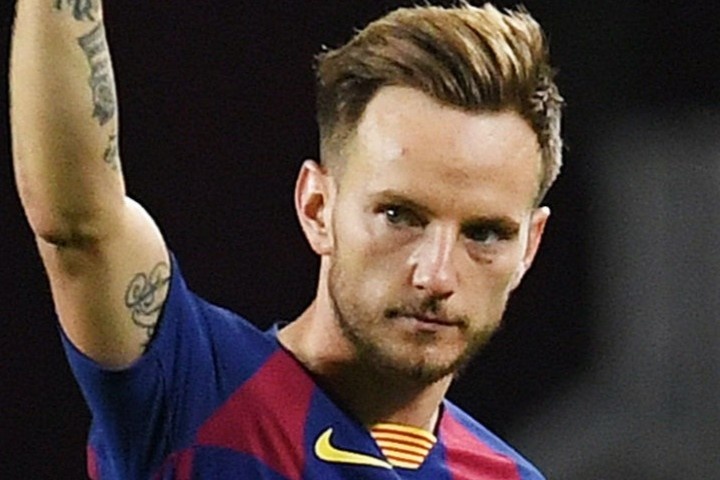 Barca muon loai 6 ngoi sao de giam quy luong hinh anh