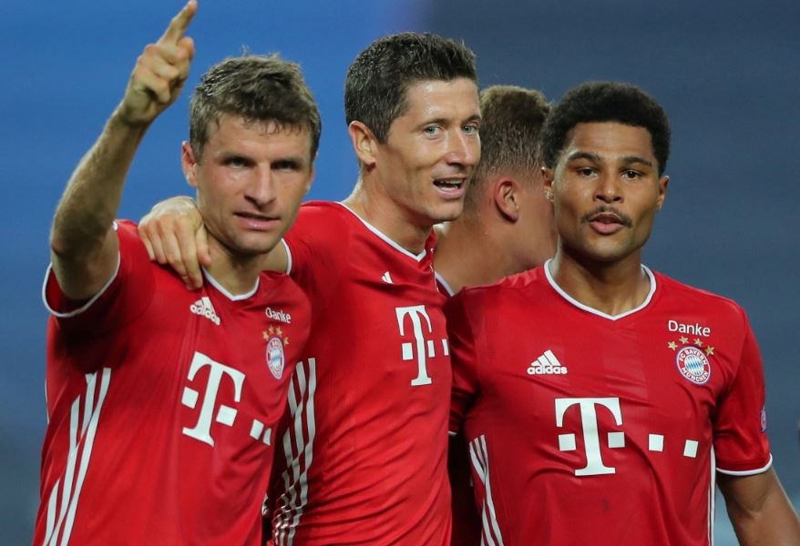 Bayern 3-0 Lyon: Gnabry ruc sang hinh anh