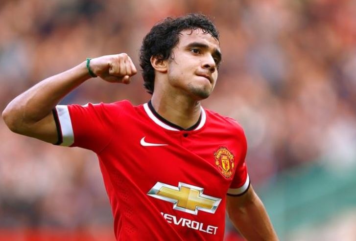 Rafael mia mai Alexis Sanchez hinh anh