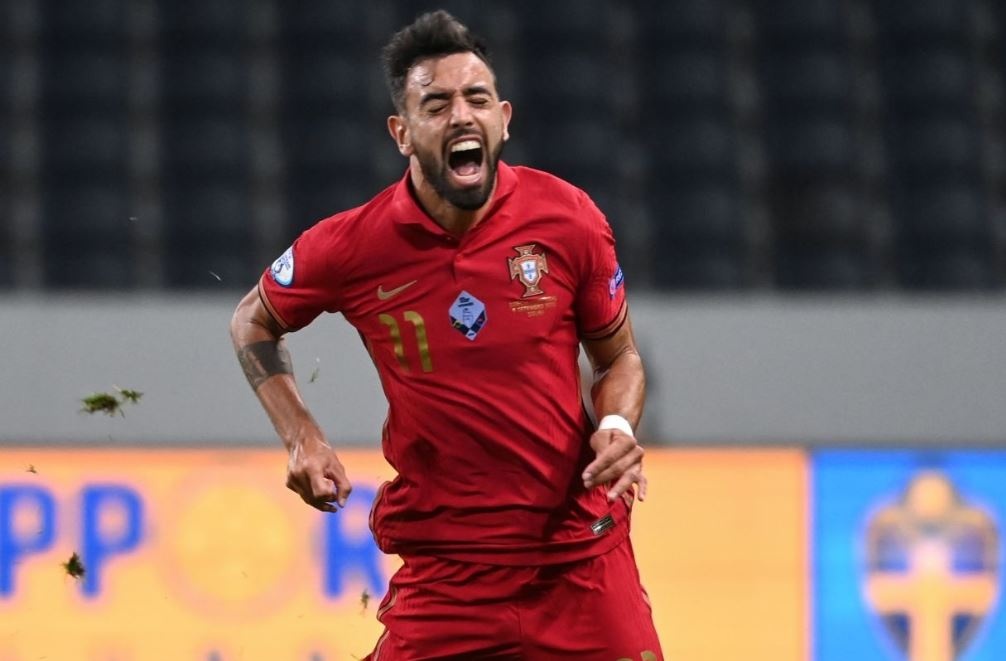 Ronaldo toa sang anh 3