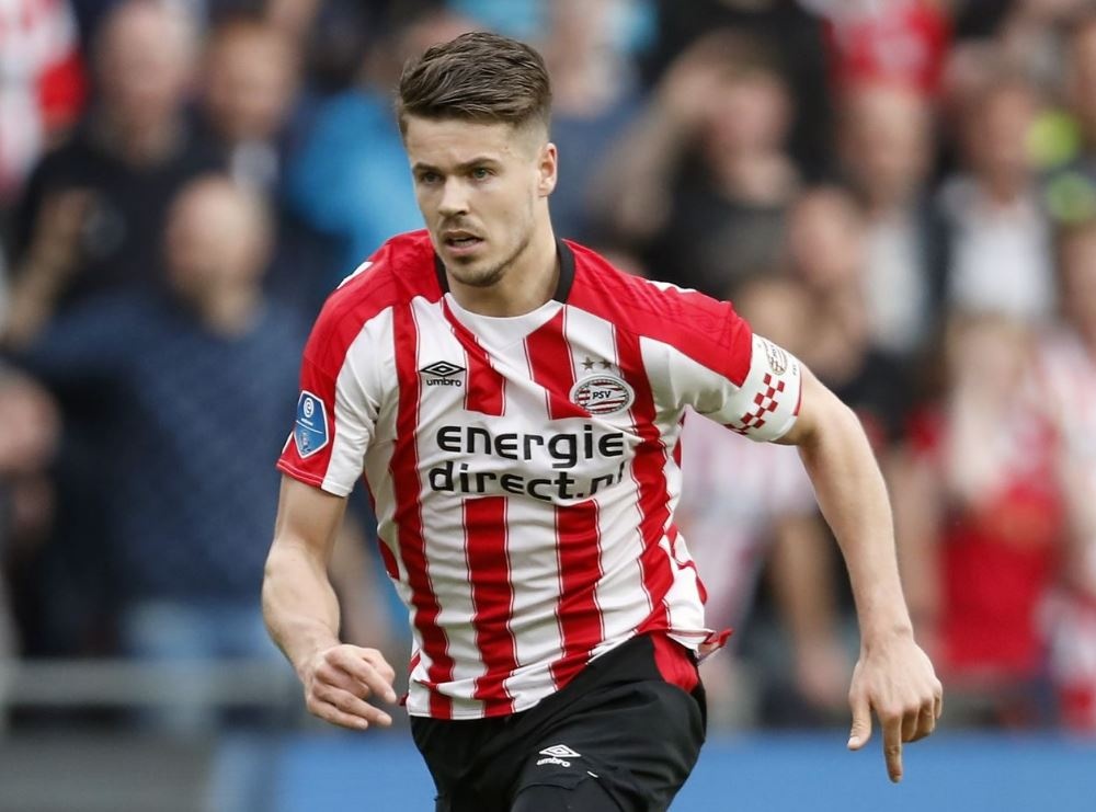 Chelsea phung phi luong anh 2