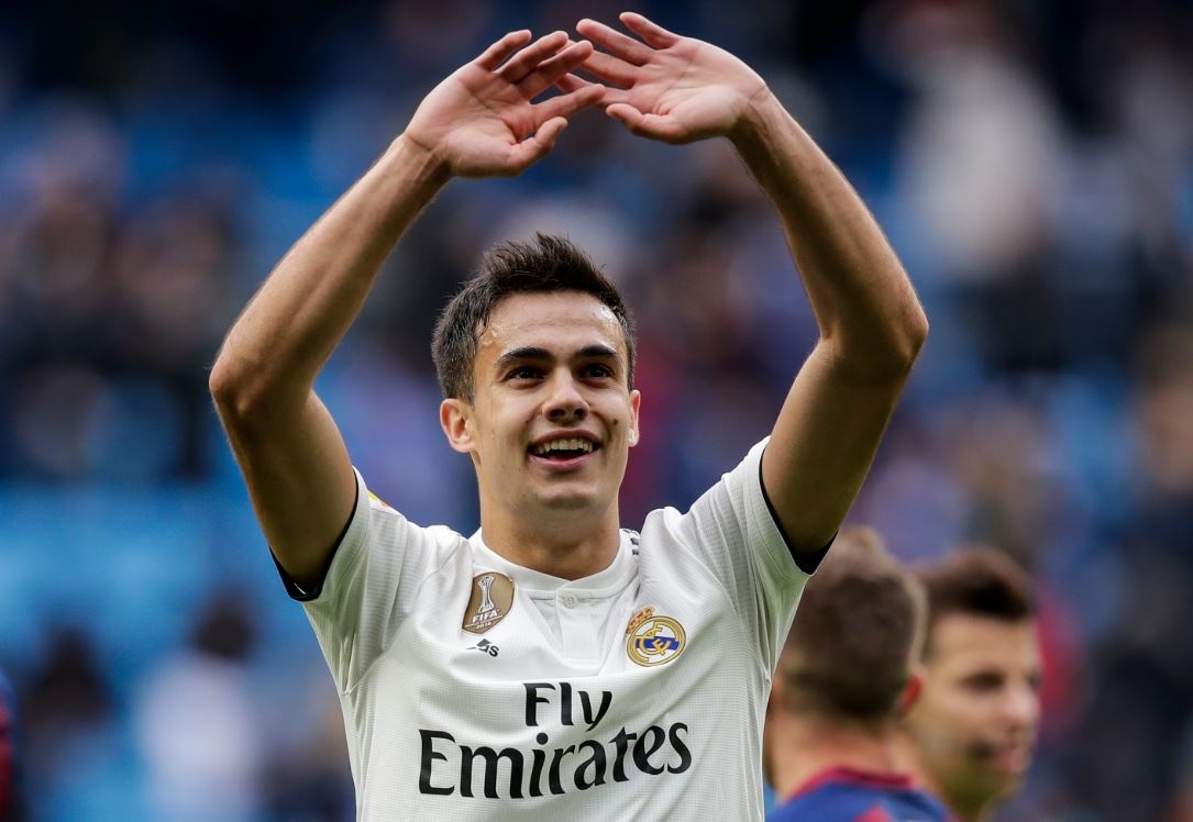 Tottenham chieu mo Reguilon anh 1