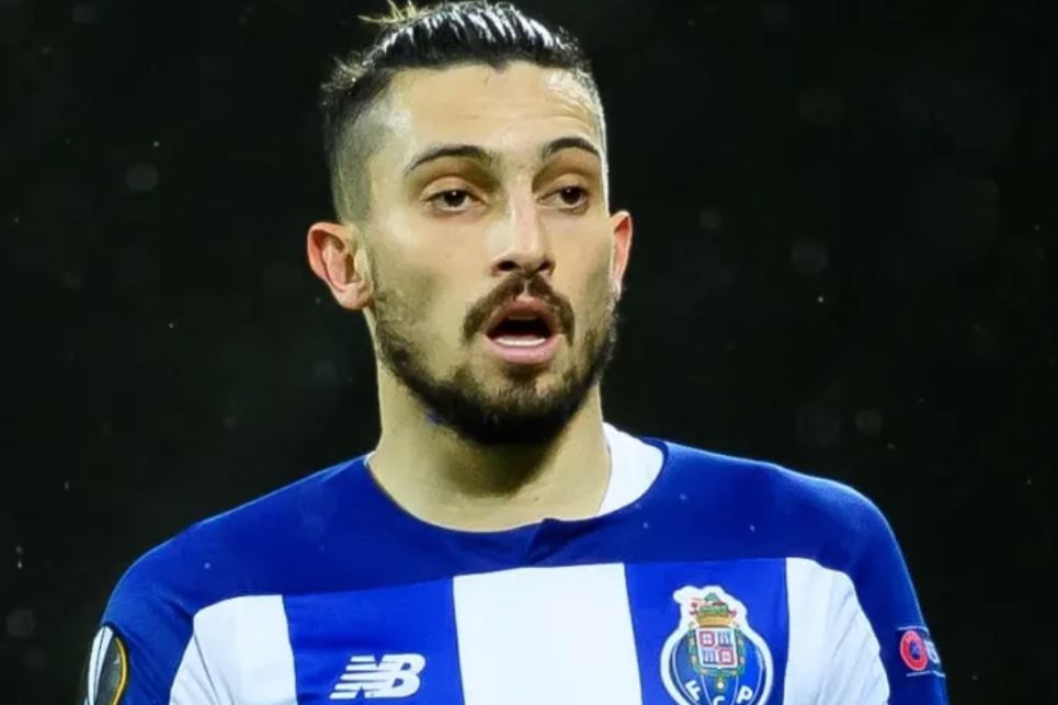 Chuyen nhuong 19/9: MU dat thoa thuan chieu mo hau ve hinh anh