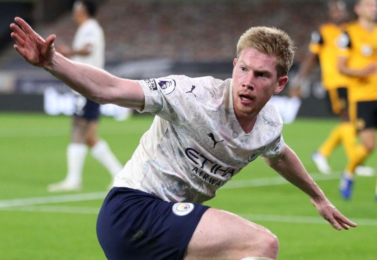 De Bruyne toa sang trong tran thang cua Man City hinh anh