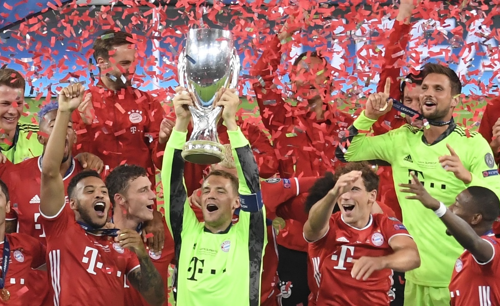 Bayern gianh sieu cup chau Au hinh anh