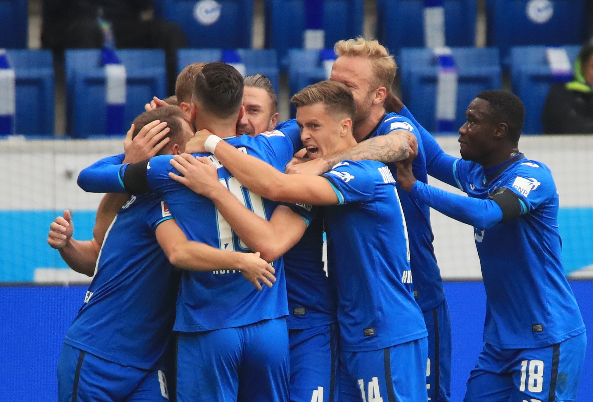 Bayern Munich thua 1-4 anh 3