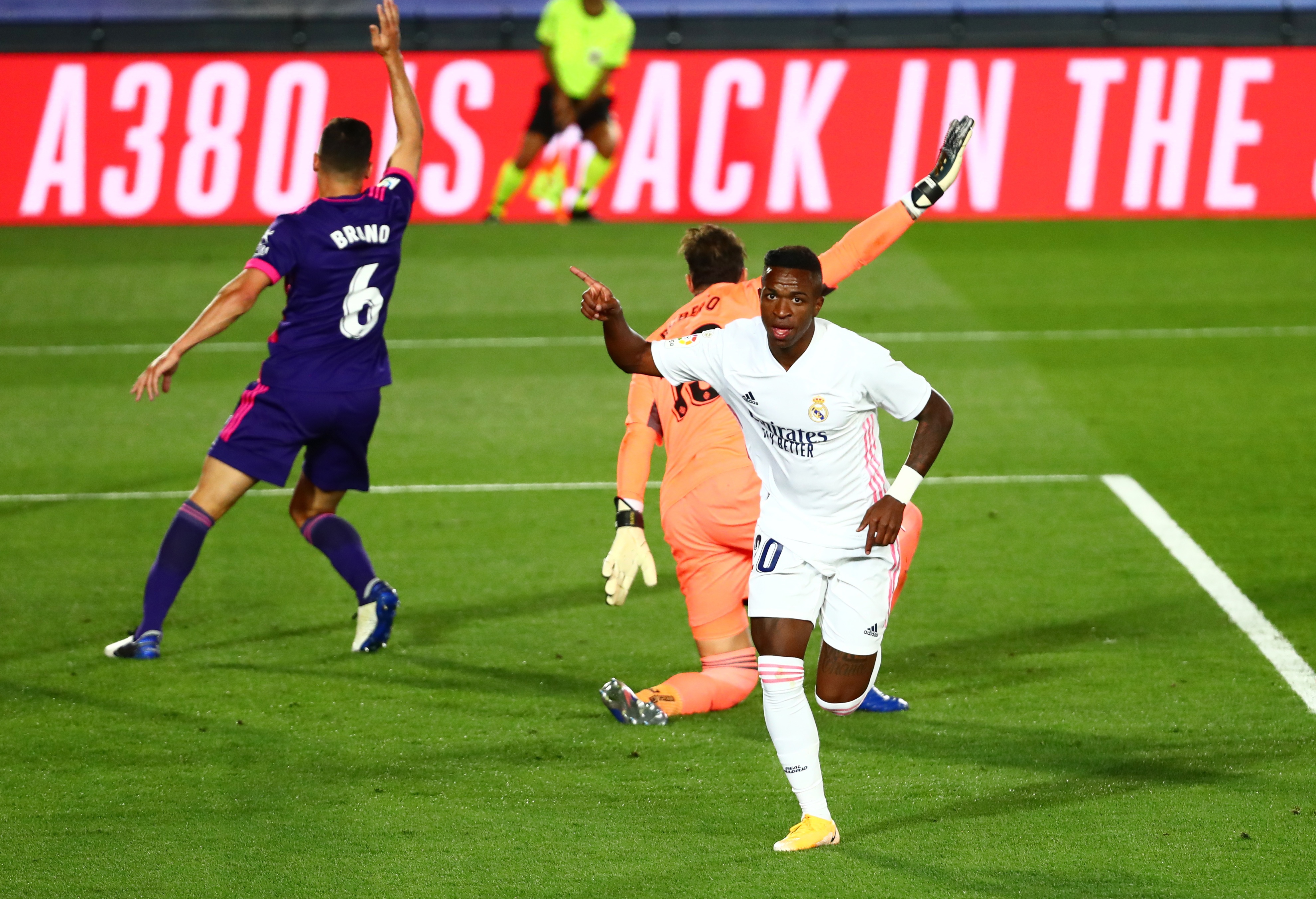 Real thang tran thu 2 lien tiep tai La Liga anh 1