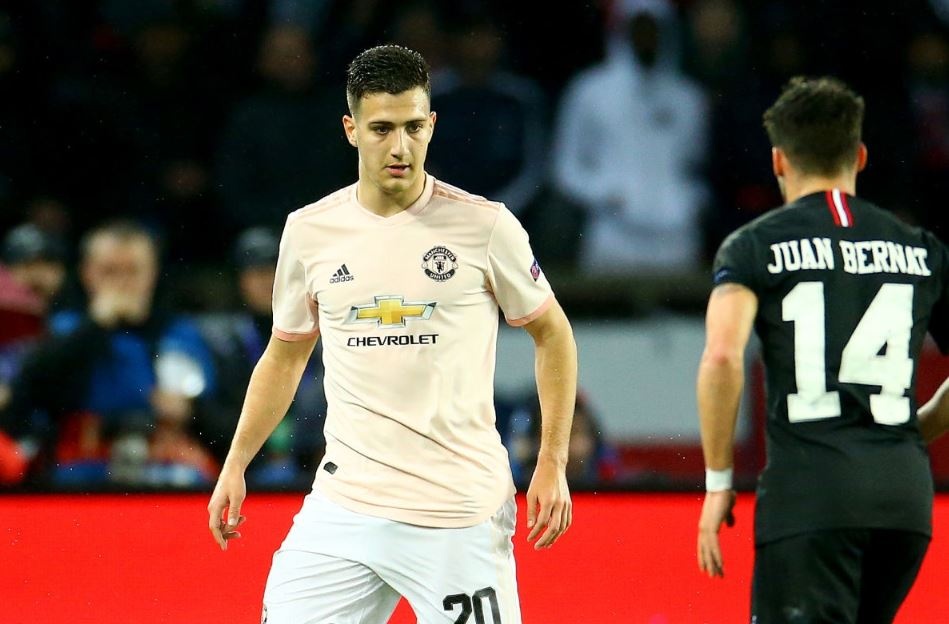 Doi hinh MU nguoc dong ha PSG anh 13