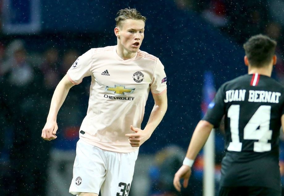 Doi hinh MU nguoc dong ha PSG anh 9