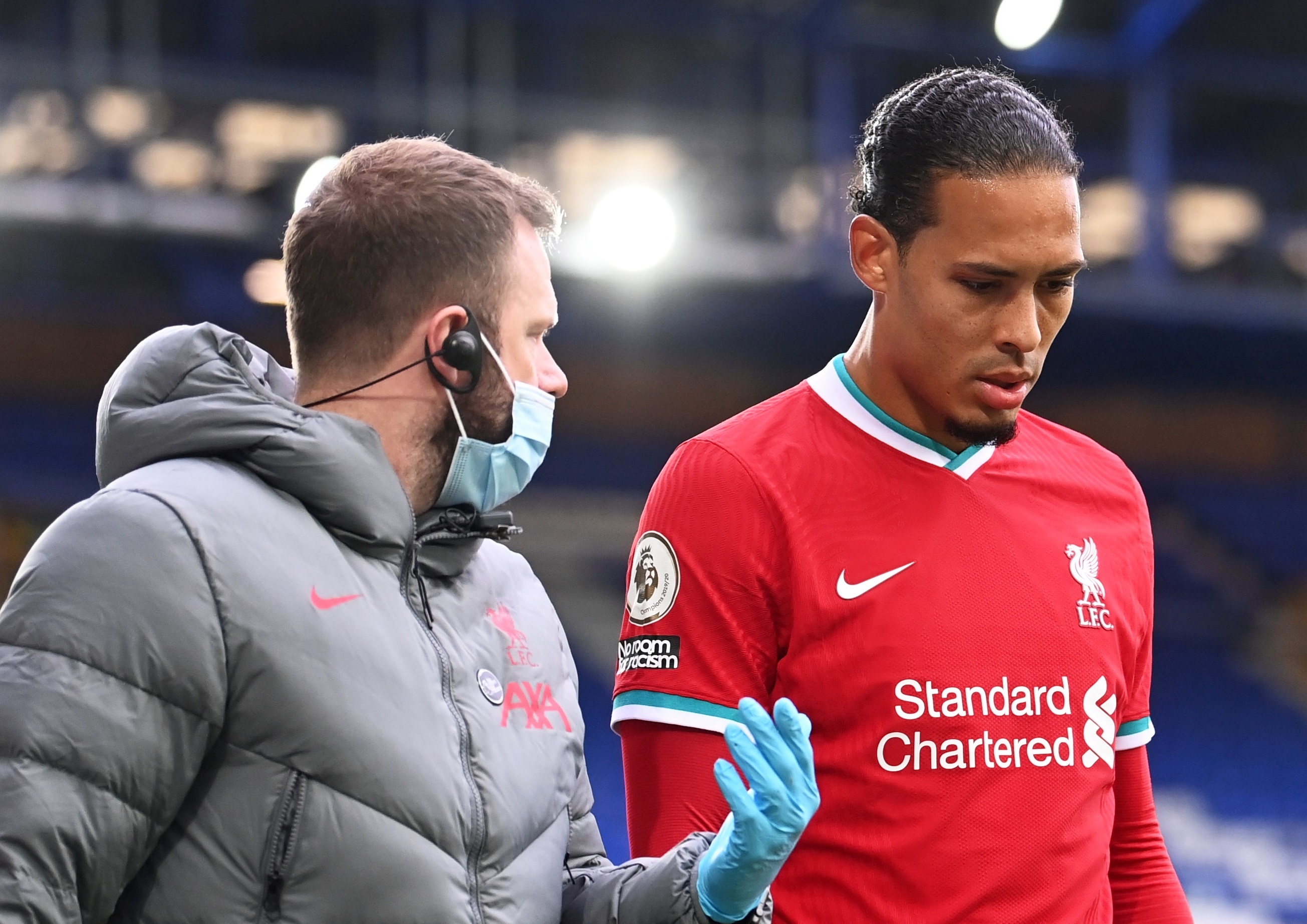 Van Dijk co nguy co nghi het mua hinh anh