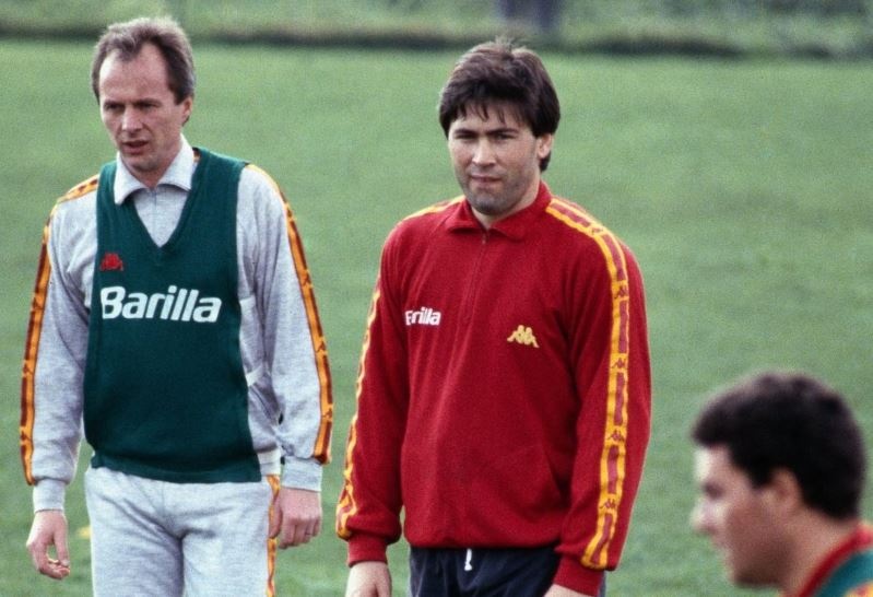 doi hinh huan luyen vien ngoai hang anh anh 5