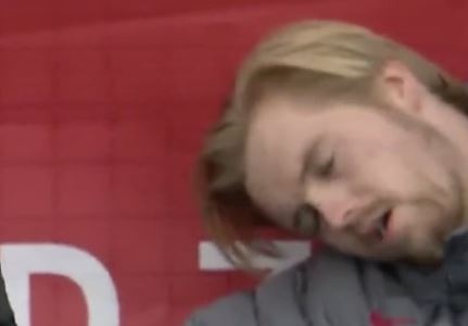 Thu mon Liverpool ngu gat o derby Merseyside hinh anh