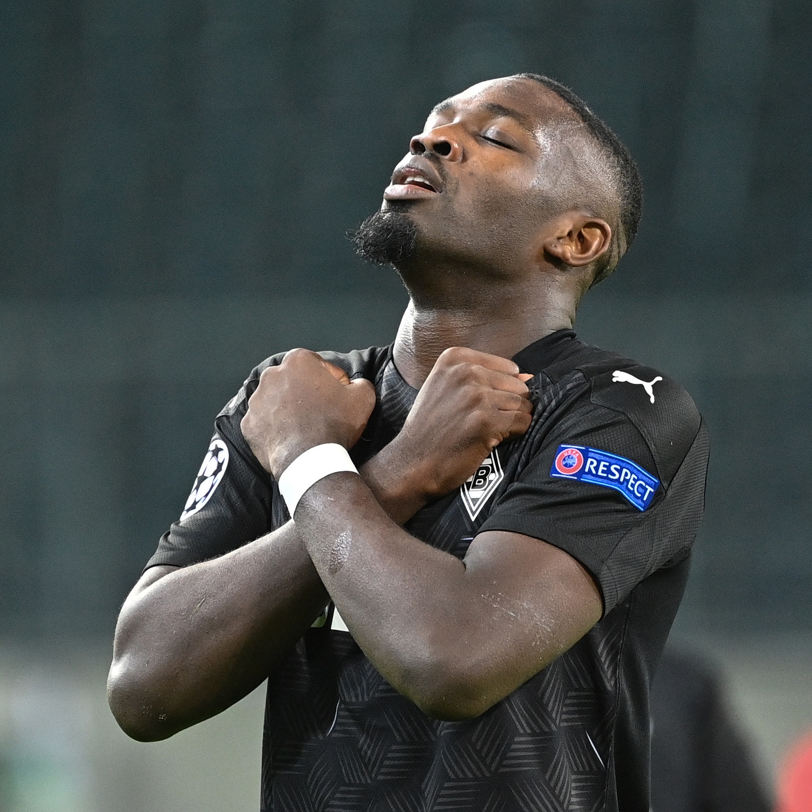 Real dau Monchengladbach anh 7