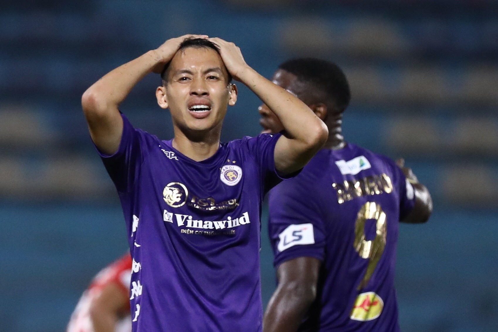 CLB Ha Noi vs Viettel anh 1