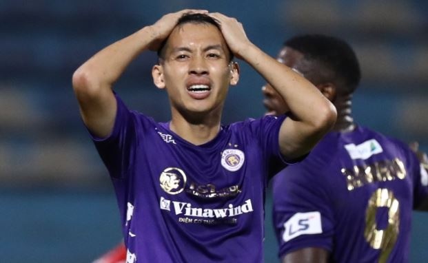 CLB Ha Noi mat quyen tu quyet trong cuoc dua vo dich hinh anh