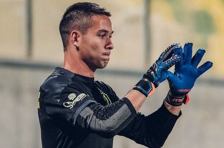 Filip Nguyen de thung luoi 5 lan o Europa League hinh anh