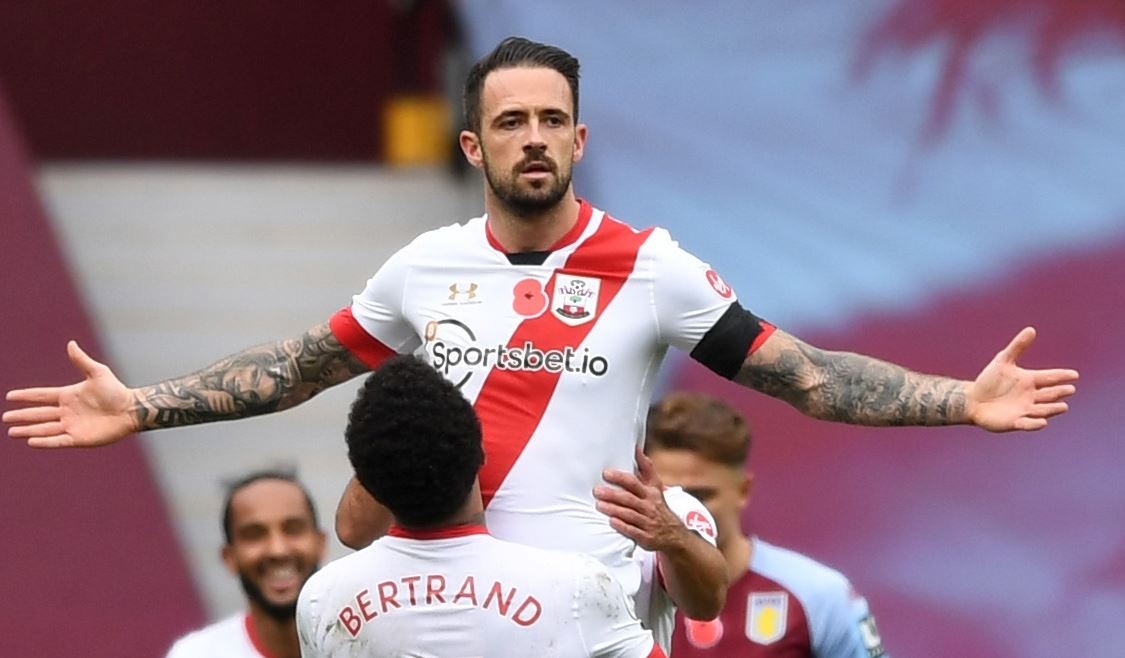 Southampton vao top 3 Premier League hinh anh