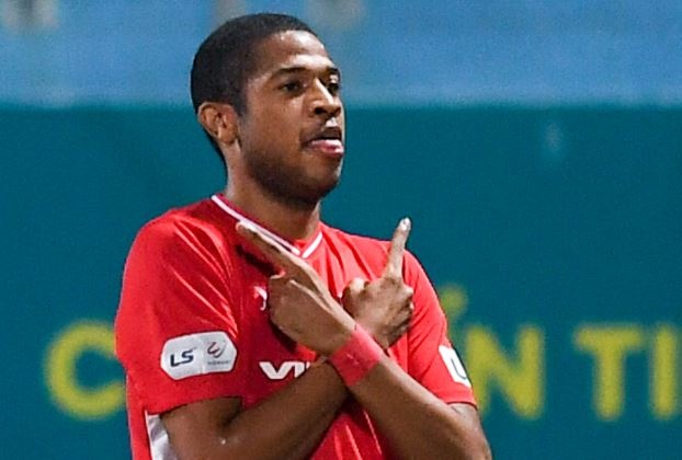 Viettel tien sat chuc vo dich V.League hinh anh