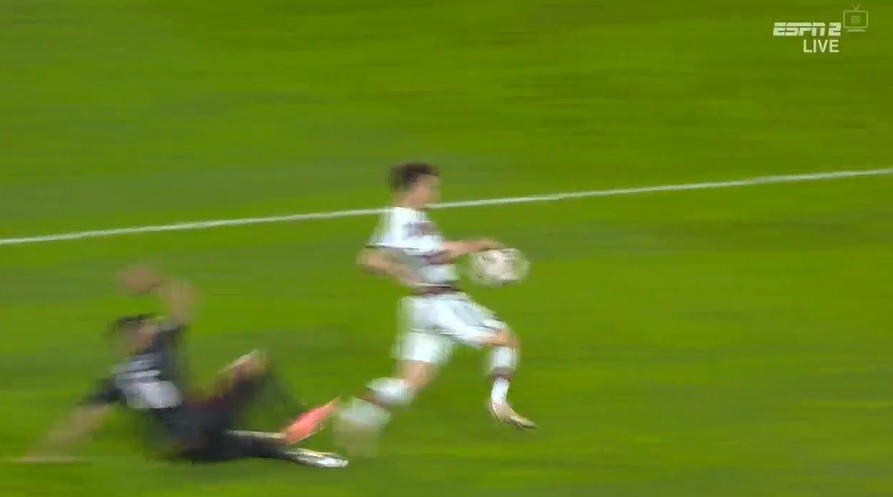 Bo Dao Nha dau Croatia anh 2