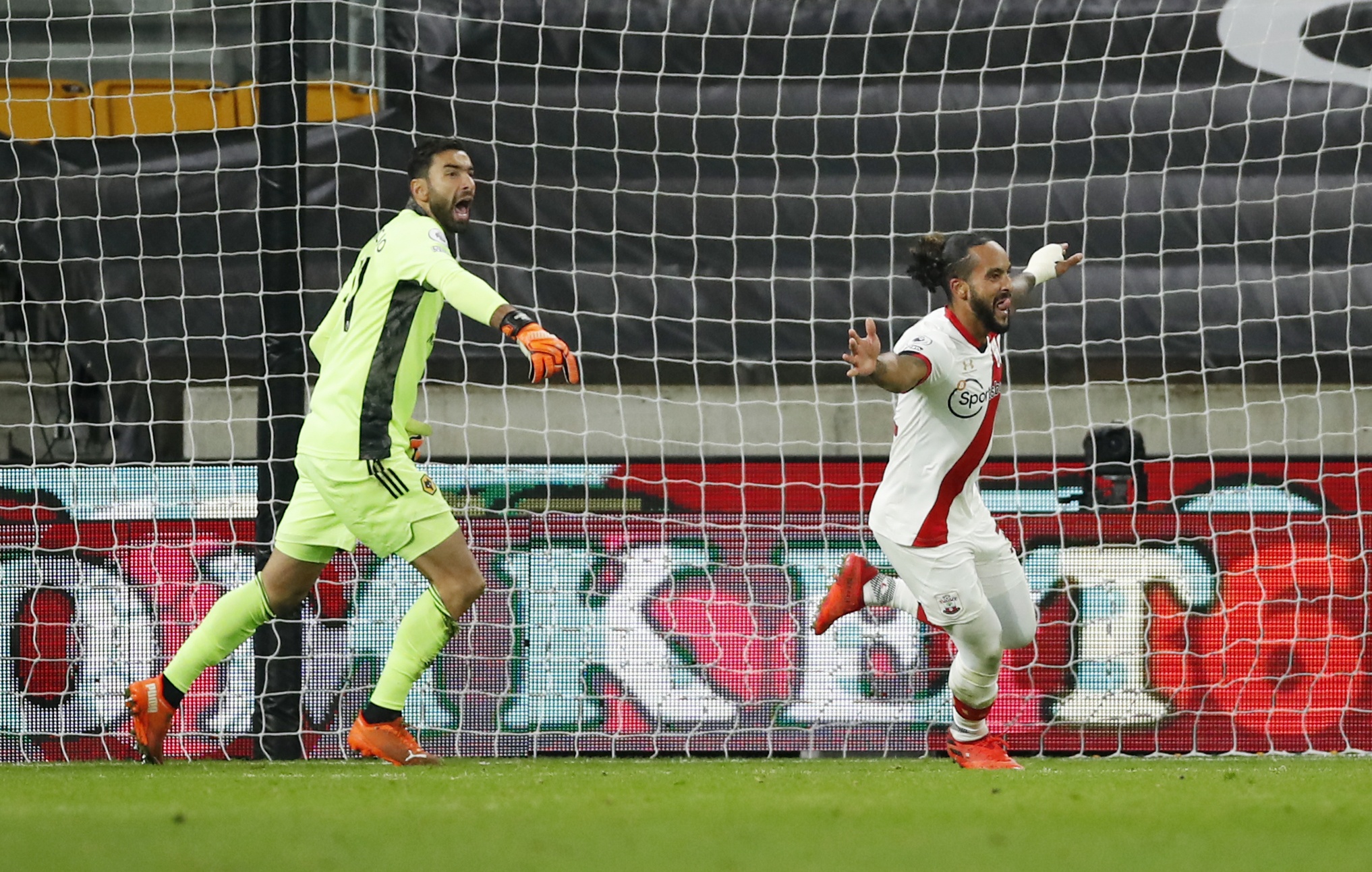 Walcott ghi ban anh 1