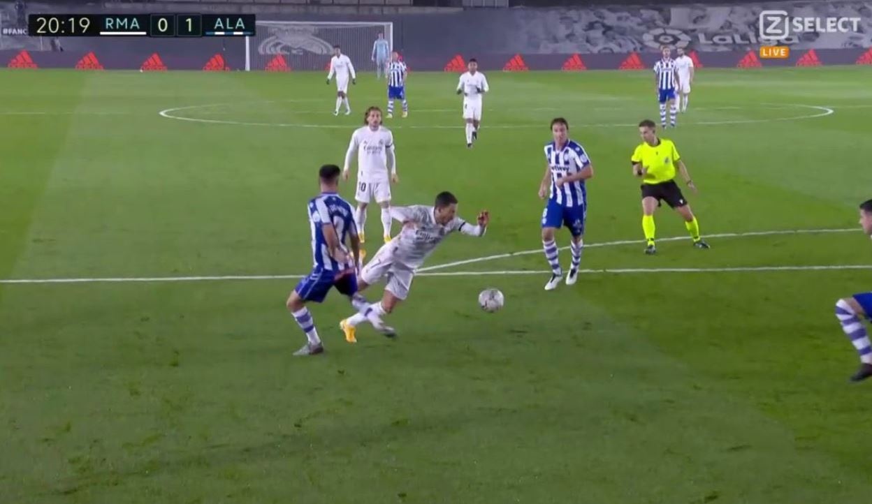 Real thua Alaves anh 3