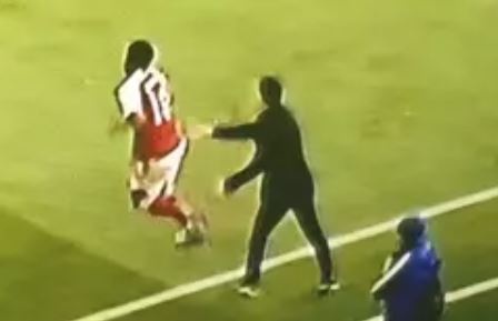 Partey bi HLV Arteta day vao san du dang bi dau hinh anh