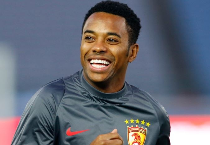 Robinho nhan an 9 nam tu hinh anh