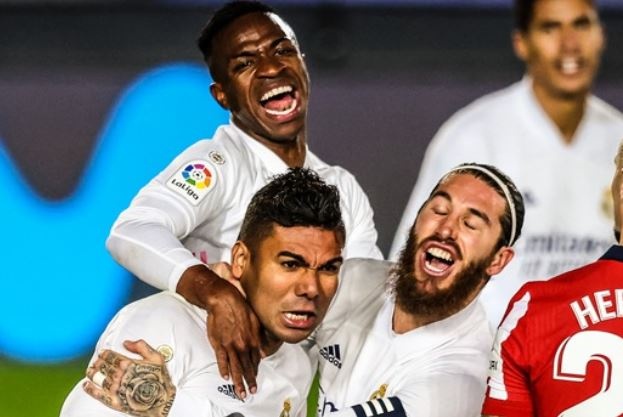 Real gianh chien thang 2-0 truoc Atletico Madrid hinh anh