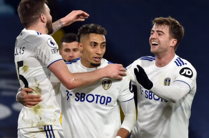 Leeds tao thong ke an tuong sau tran thang 5-2 hinh anh