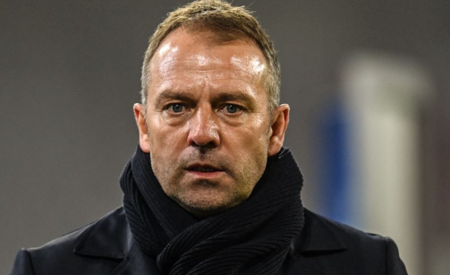 Hansi Flick truot giai HLV hay nhat du bang diem Klopp hinh anh