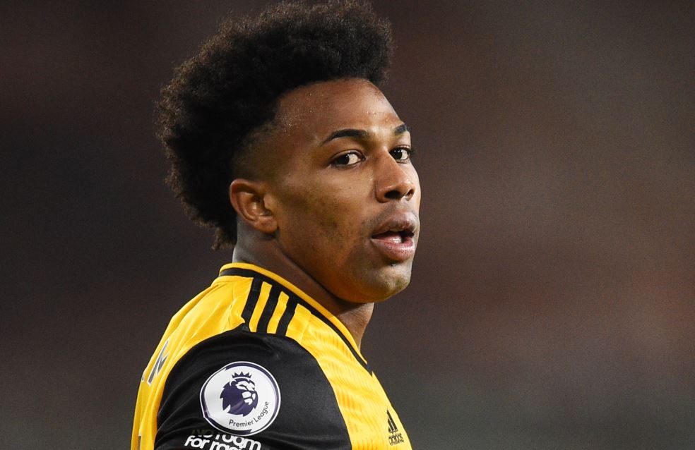 Wolverhampton gay that vong tai Premier League hinh anh