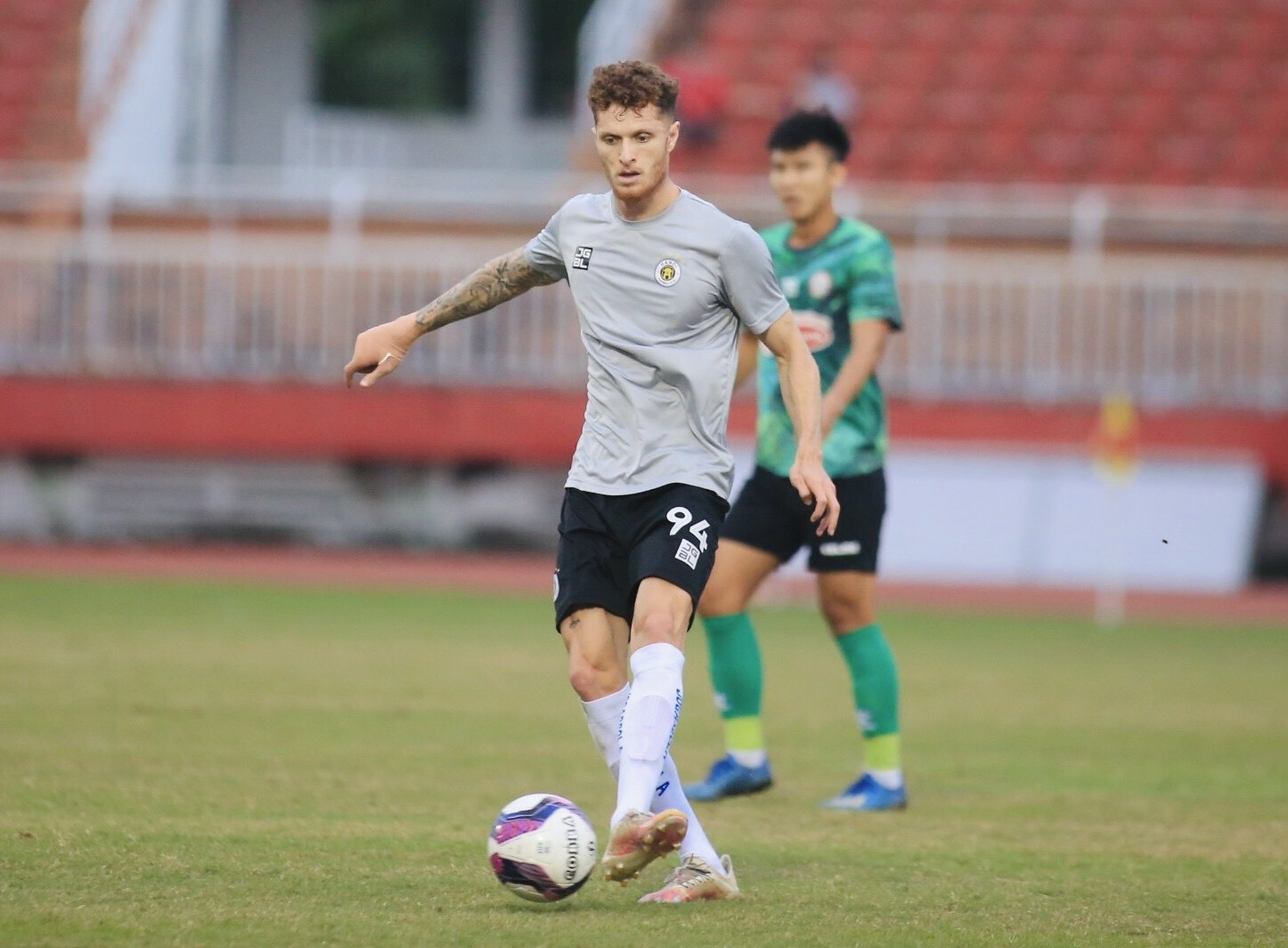 CLB Ha Noi dau CLB TP.HCM anh 2