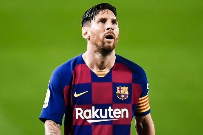 Messi bi gat khoi doi hinh tieu bieu nam 2020 hinh anh