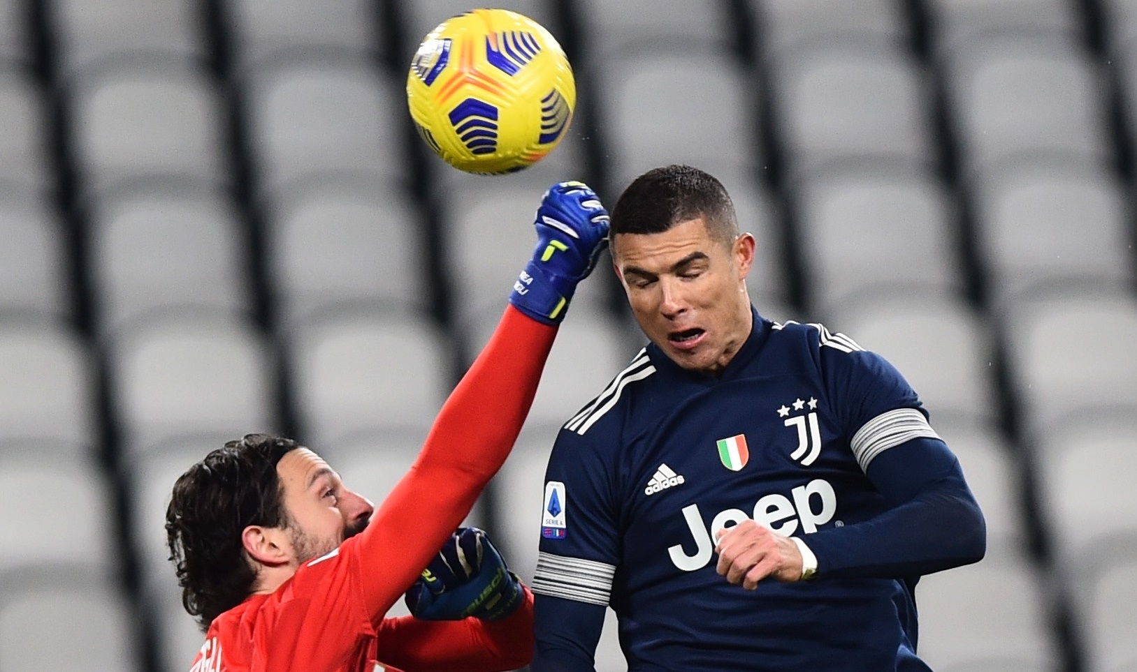 Ronaldo the hien kha nang khong chien an tuong hinh anh