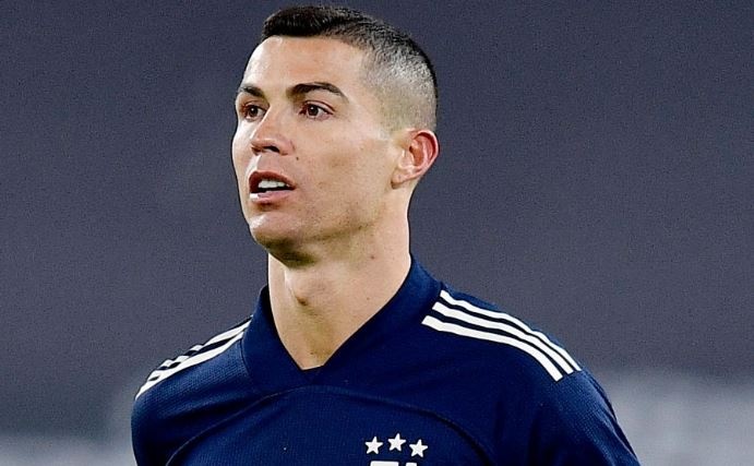 Ronaldo ghi ban an dinh thang loi cho Juventus hinh anh