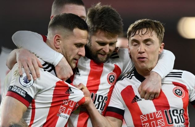 Sheffield thang tran dau tai Premier League mua nay hinh anh