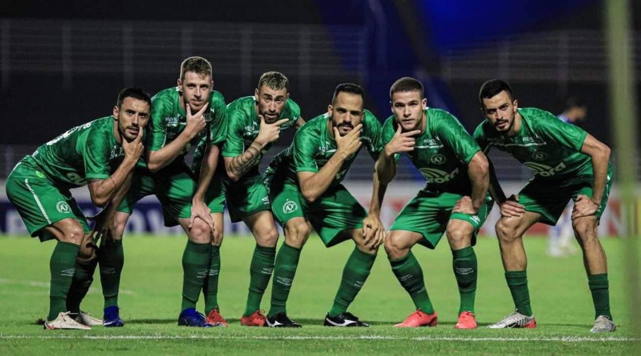 Chapecoense hoi sinh sau tham hoa roi may bay anh 1